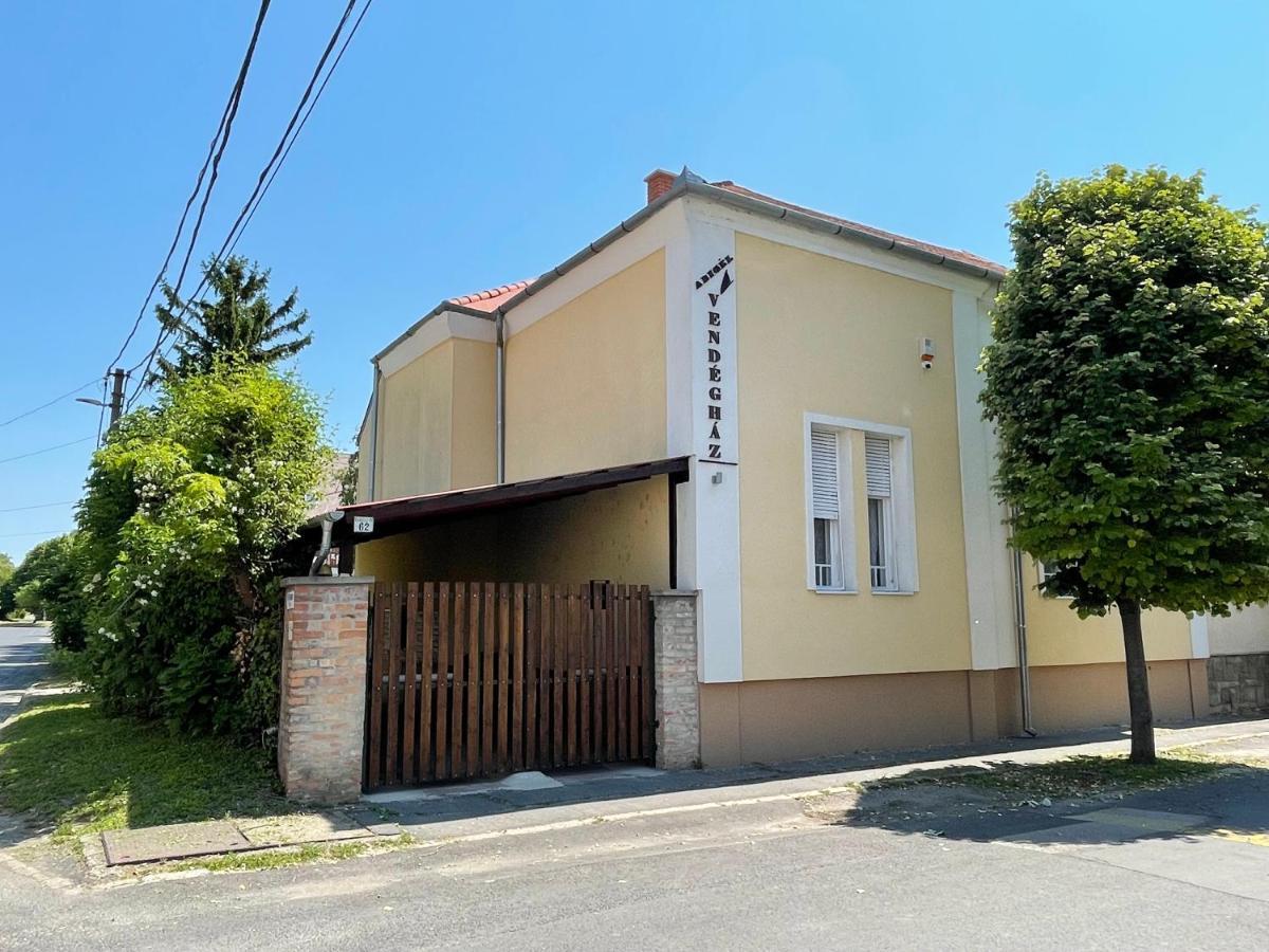 Abigel Vendeghaz Keszthely Villa Exterior foto