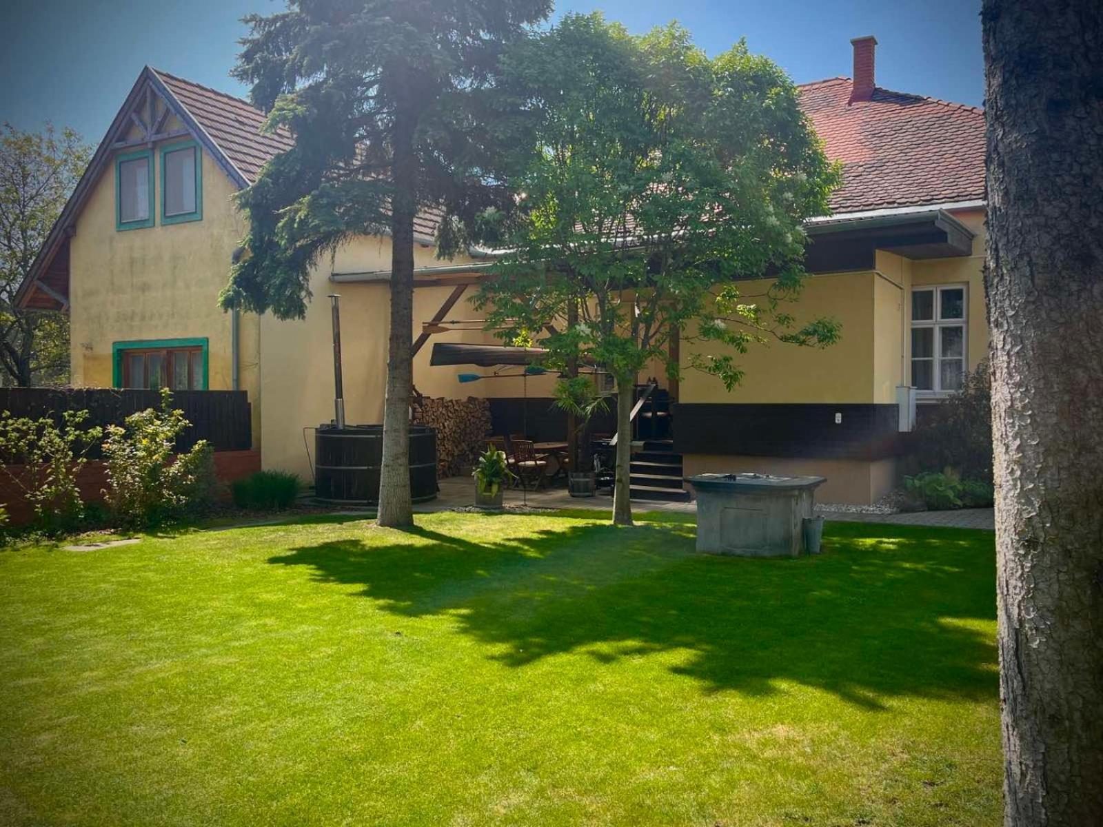 Abigel Vendeghaz Keszthely Villa Exterior foto